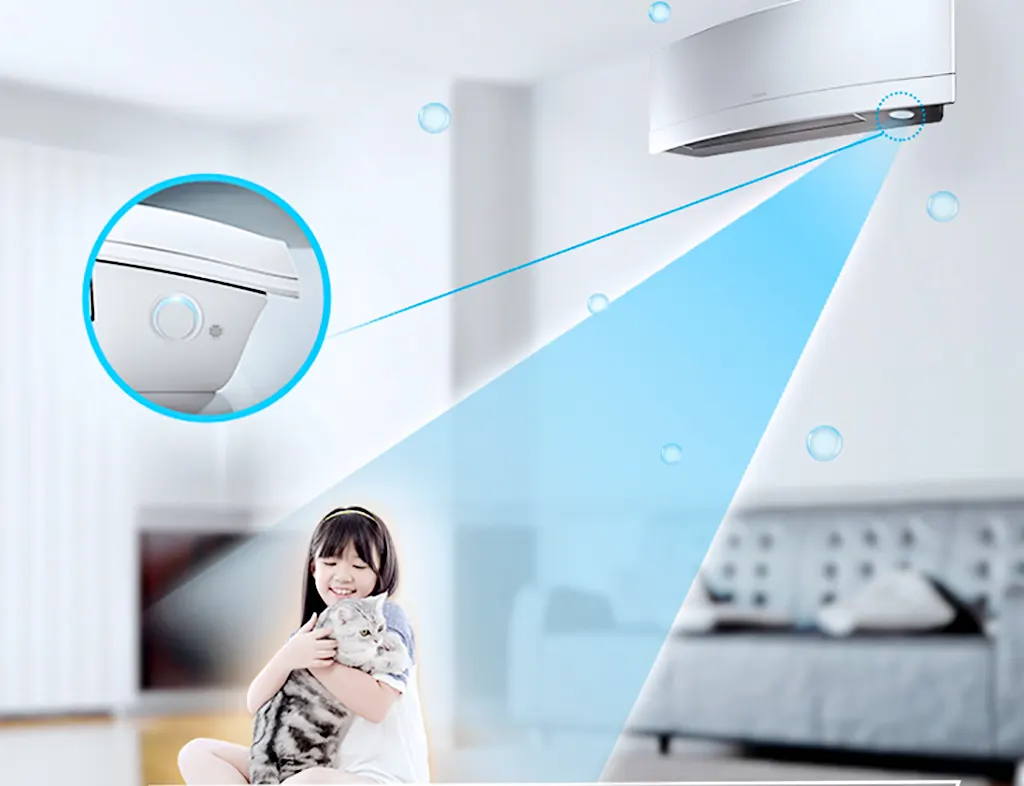 What are Daikin air conditioners' smart eye sensor benefits?
