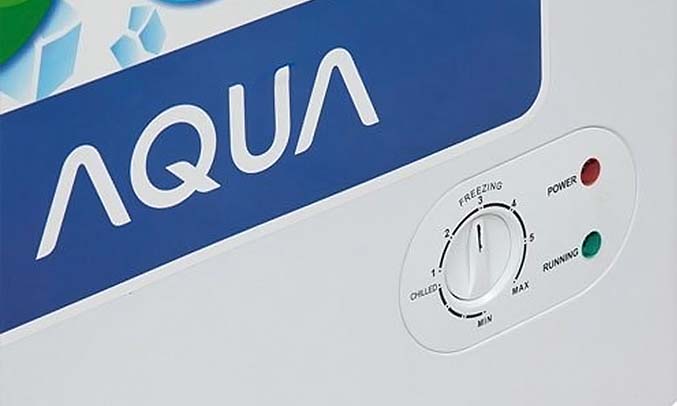 Tủ đông Aqua AQF-C410 dễ điều khiển