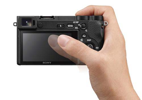 Sony A6500 có thiết kế giống A6300 May-anh-sony-a6500-01